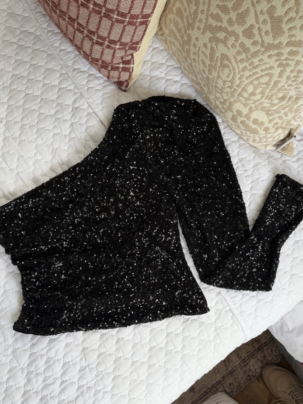 Express Black Sequin One-Shoulder Top